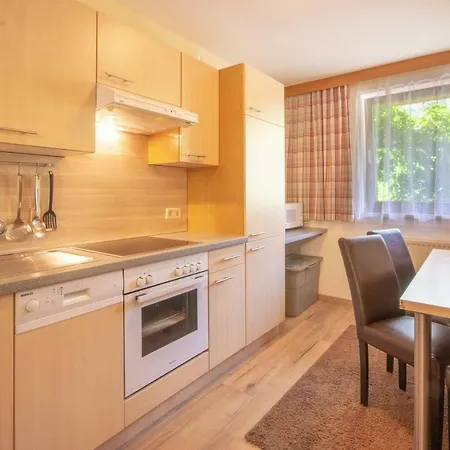 Bella-vista Ζόλντεν